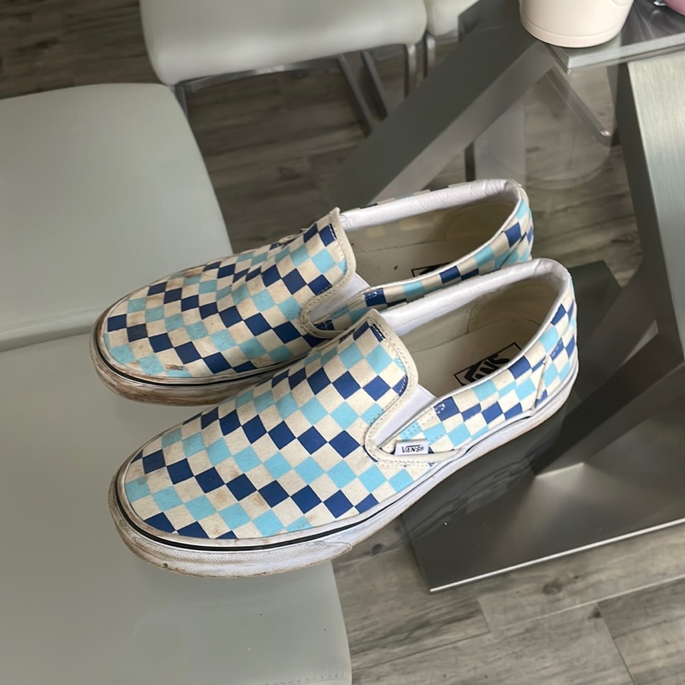 Men’s checkered vans